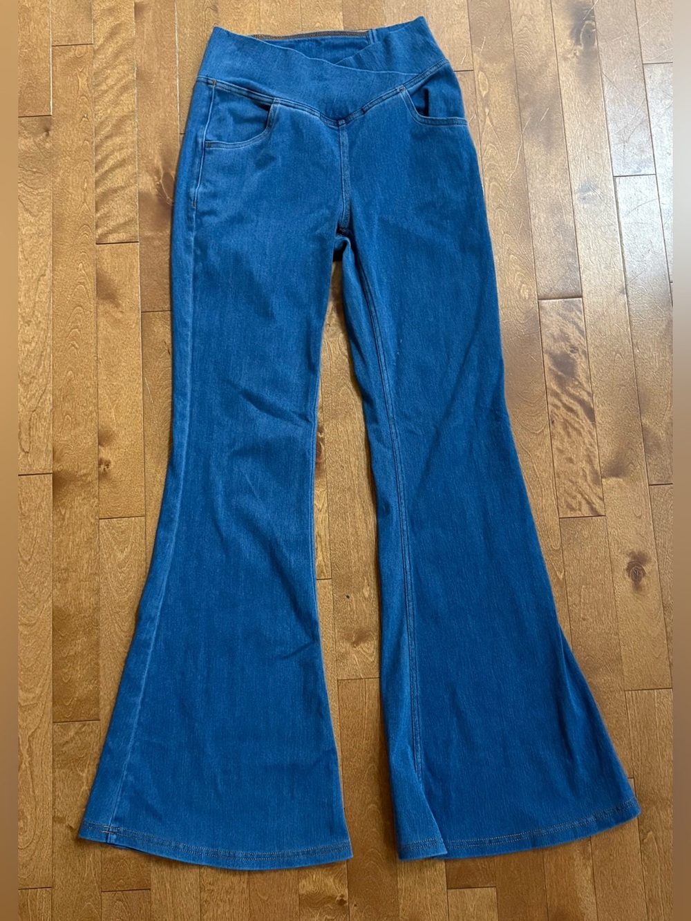 Halara Crossover High-Waisted Flare Casual Pants Size Small Tall Blue Denim